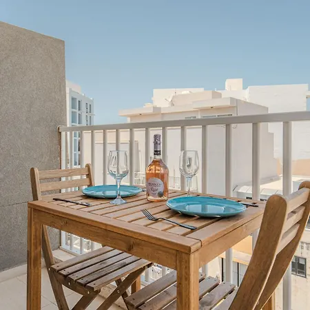 Wonderful Sunny * San Pawl il-Baħar