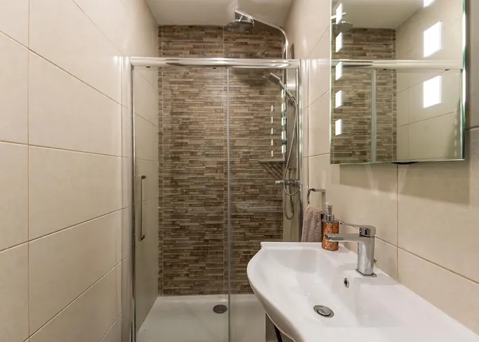 Apartment Wonderful Sunny